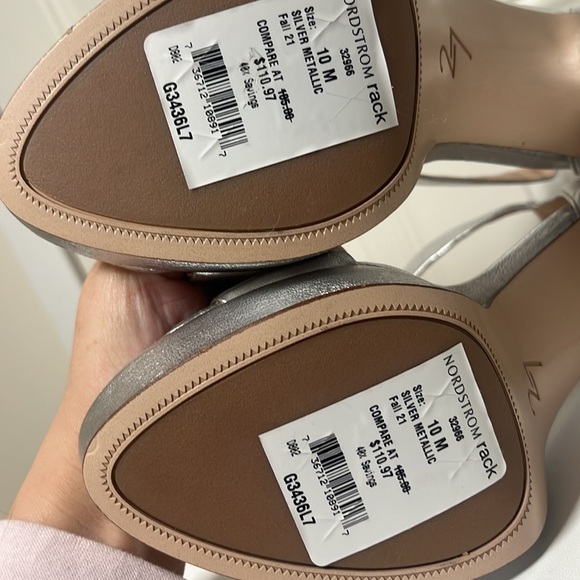 New Silver metallic 27 edit chunk heel open toe - Picture 5 of 8